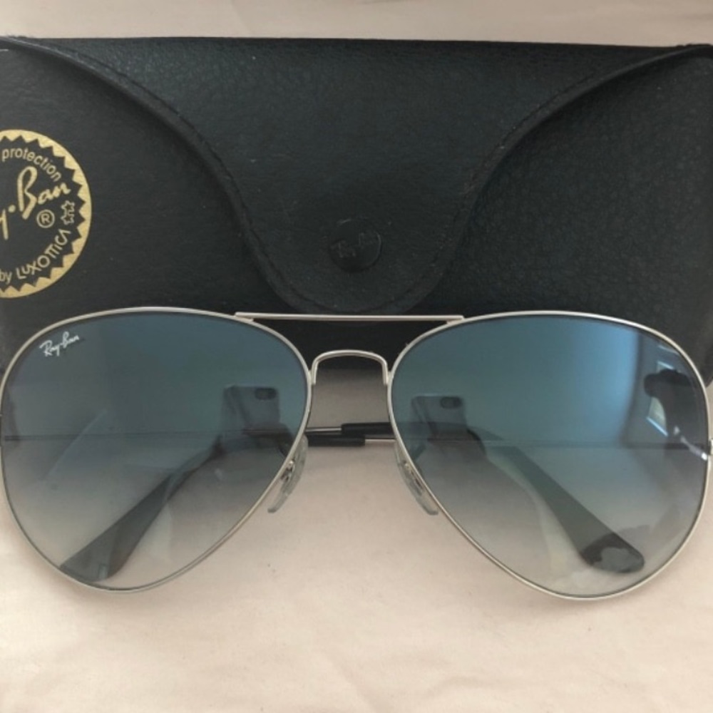 Ray Ban Sunglasses - Picture 3 of 3